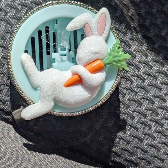 Bath & Body Works Bunny Car Vent/Visor Clip (New) - Picture 1 of 3